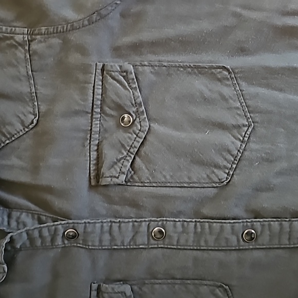 GAP button down - Picture 3 of 5